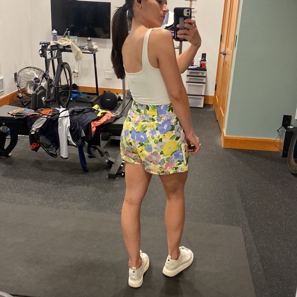 Meshki SARA square neck cropped tank - Picture 4 of 7